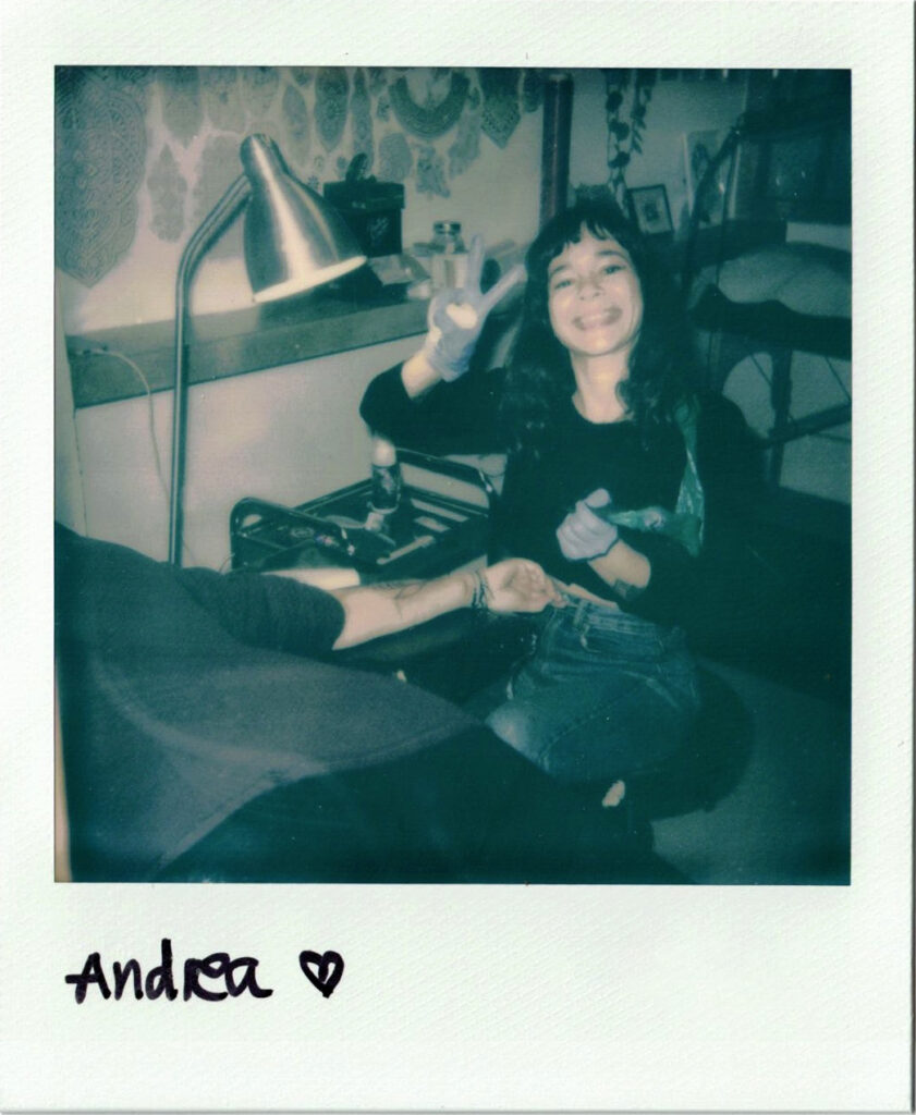 sisisi tattoo studio torroella montgri andrea