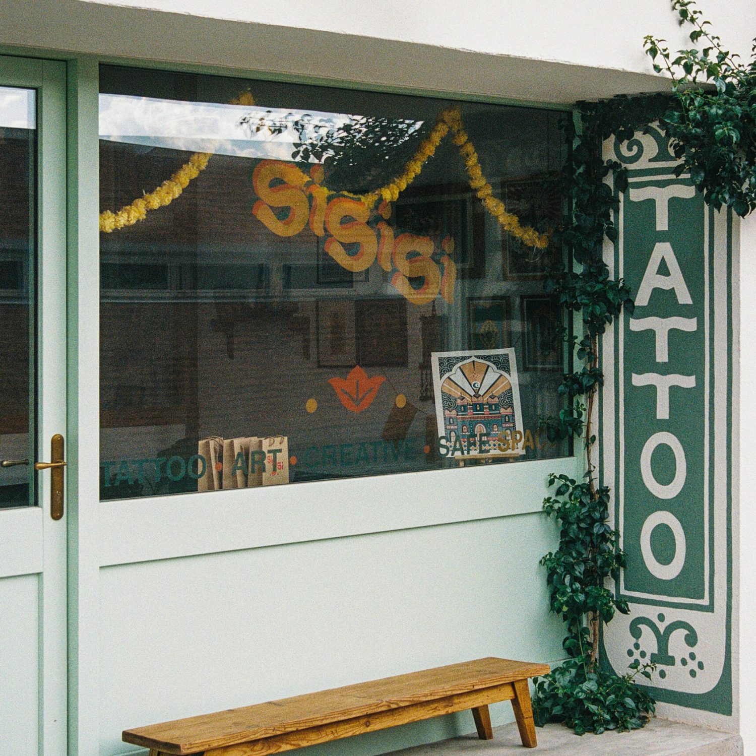 sisisi tattoo studio torroella montgri